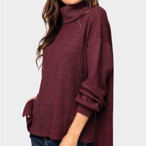 Gibsonlook Cozy Cowl Neck Slit Oversized Women's Cranberry Colored Sweater Small